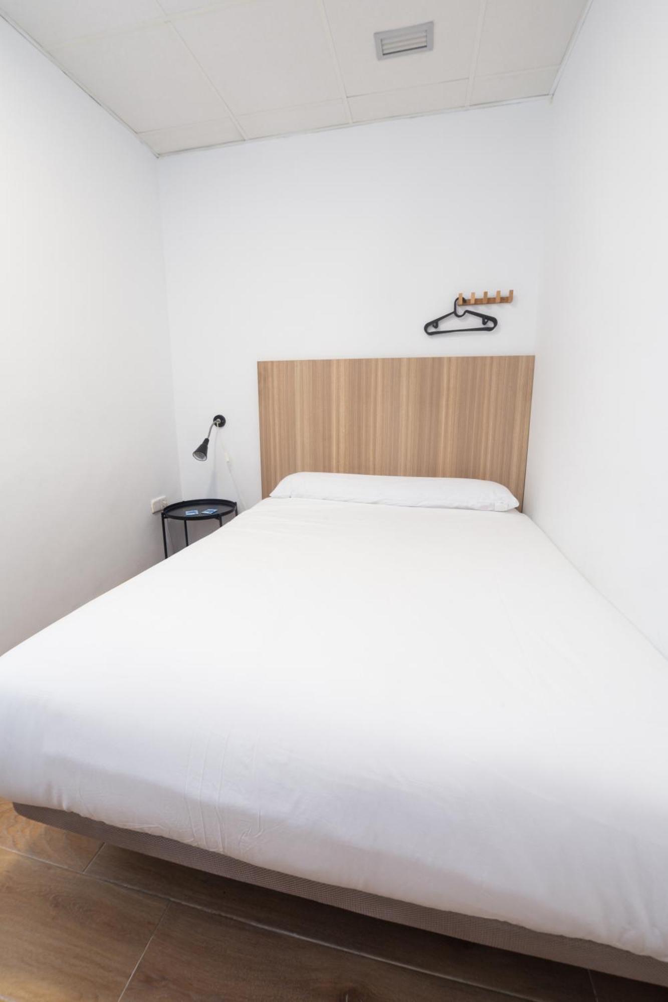 מדריד Hostal Siesta & Go Nuevos Ministerios מראה חיצוני תמונה