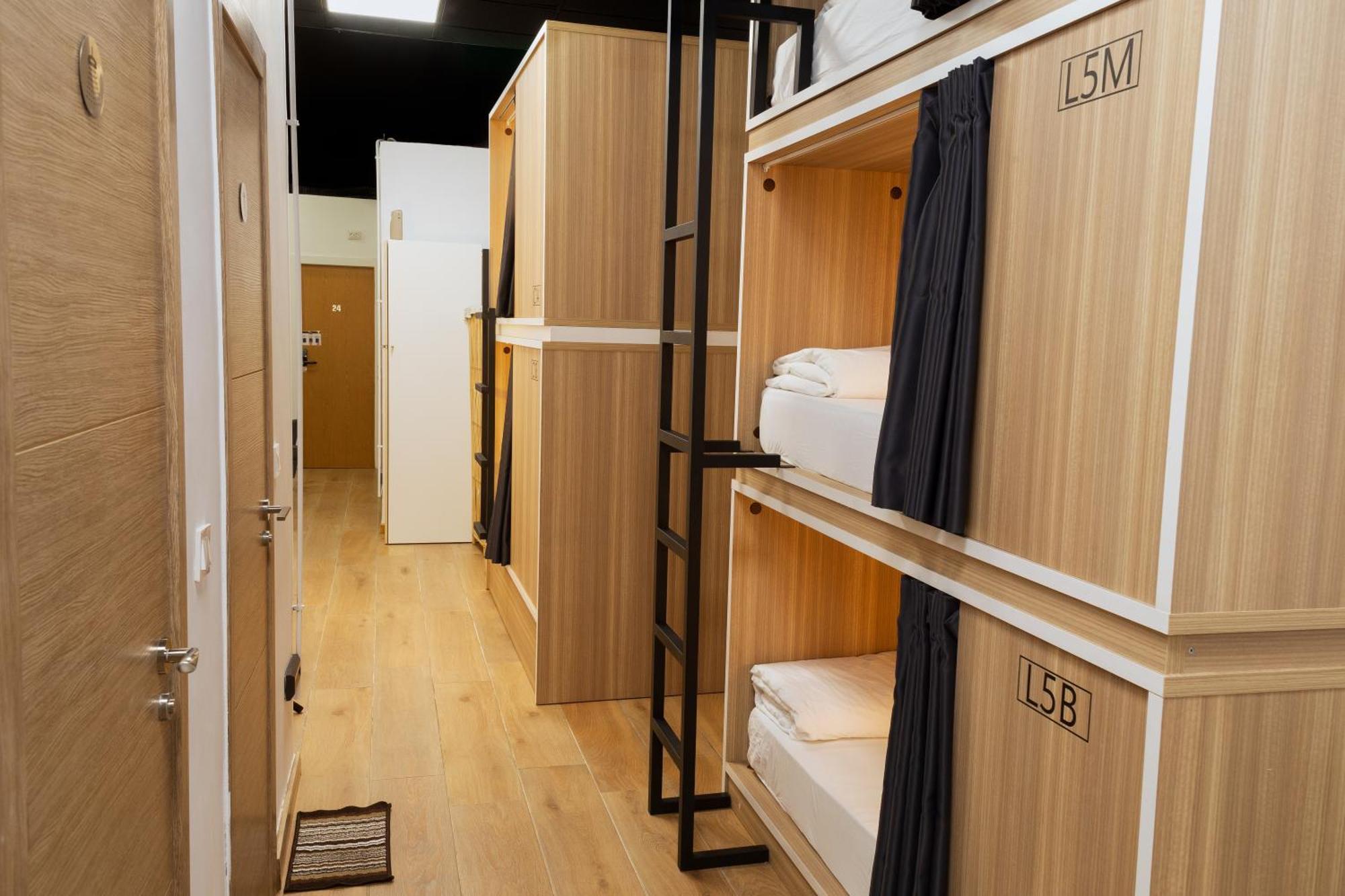 מדריד Hostal Siesta & Go Nuevos Ministerios מראה חיצוני תמונה