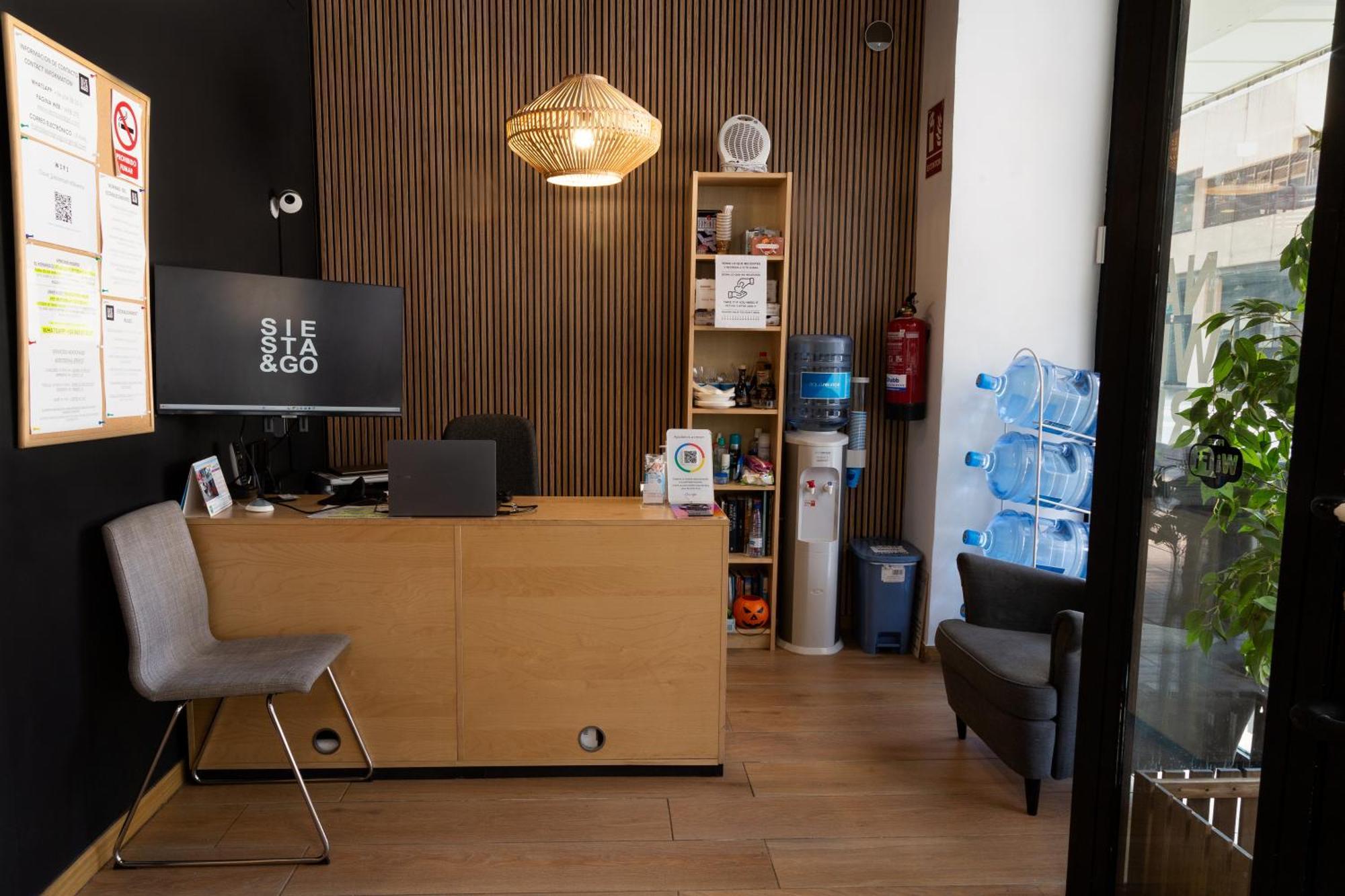 מדריד Hostal Siesta & Go Nuevos Ministerios מראה חיצוני תמונה